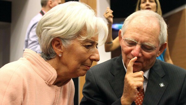 Η Λαγκάρντ διαβεβαιώνει τον Σόιμπλε ότι το ΔΝΤ παραμένει πλήρως εμπλεκόμενο στο θέμα της Ελλάδας