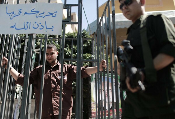 Το Ισραήλ δεν θα διαπραγματευτεί με τους 1.000 παλαιστίνιους κρατούμενους που κάνουν απεργία πείνας