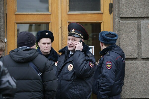 Σύλληψη δύο υπόπτων για στρατολόγηση τρομοκρατών στην Αγία Πετρούπολη