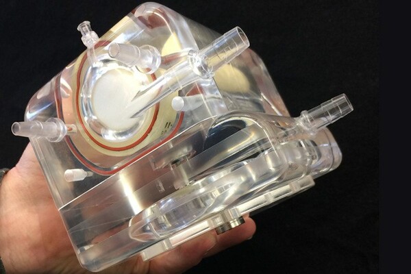 ΗΠΑ: Ερευνητές αναπτύσσουν φορητό πνεύμονα που μεταφέρεται σε σακίδιο πλάτης