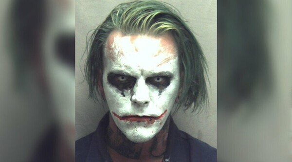ΗΠΑ: Συνελήφθη 31χρονος «Joker» που κυκλοφορούσε στο δρόμο κρατώντας ένα σπαθί