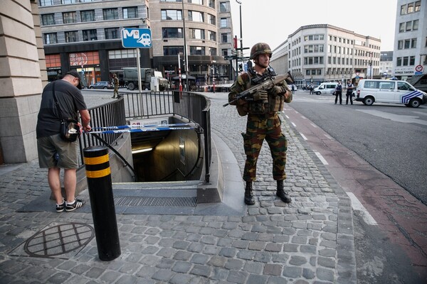 Συναγερμός στις Βρυξέλλες: «Εξουδετερώθηκε» ύποπτος στον κεντρικό σιδηροδρομικό σταθμό