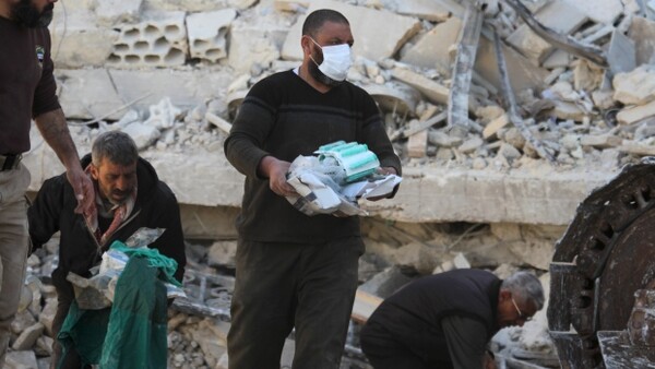 Συρία: Βομβαρδισμοί από αέρος σε δύο νοσοκομεία στην επαρχία Ιντλίμπ