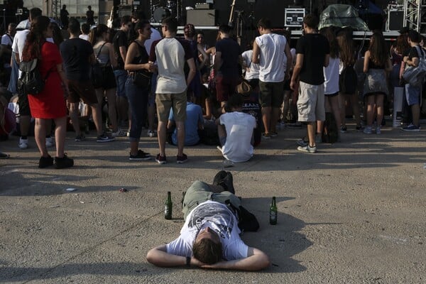 Η πρώτη ζεστή νύχτα του Ejekt Festival στην Πλατεία Νερού