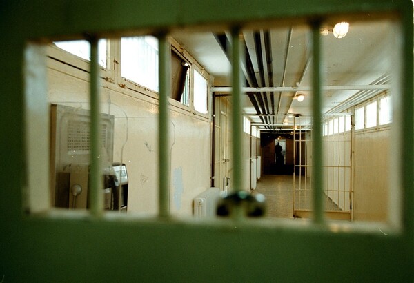 Ηρωίνη και αυτοσχέδιο μαχαίρι βρέθηκαν σε κελί κρατουμένου στις φυλακές Κέρκυρας