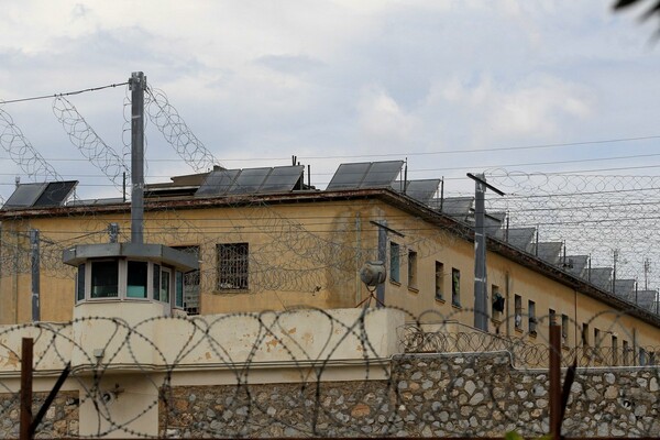 Διοικητική έρευνα για τη μεταγωγή Γιαννουσάκη στο ψυχιατρείο των φυλακών Κορυδαλλού