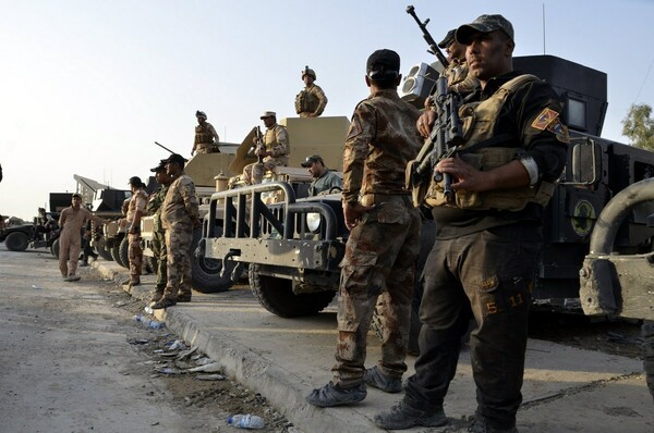 Οι ιρακινές δυνάμεις ανακατέλαβαν δύο συνοικίες της Ταλ Άφαρ από τους τζιχαντιστές