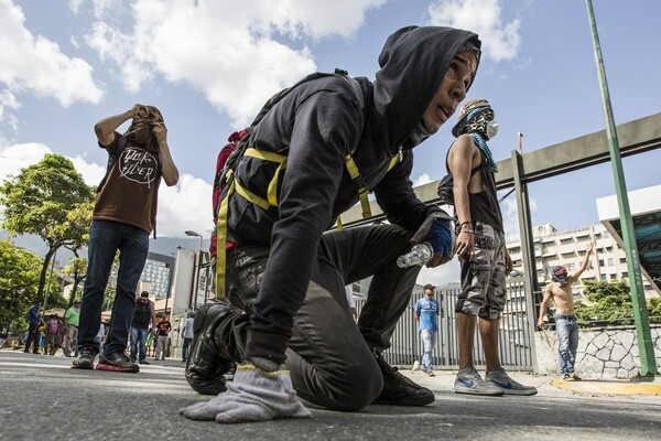 Βενεζουέλα: Τους 100 έφτασαν οι νεκροί στις διαδηλώσεις κατά του Μαδούρο