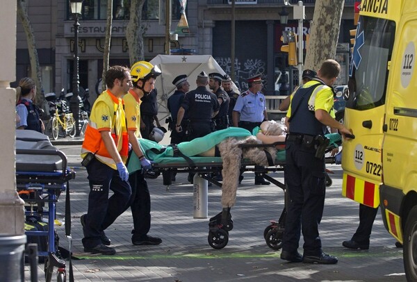 Έλληνες τραυματίες από την επίθεση στην Βαρκελώνη