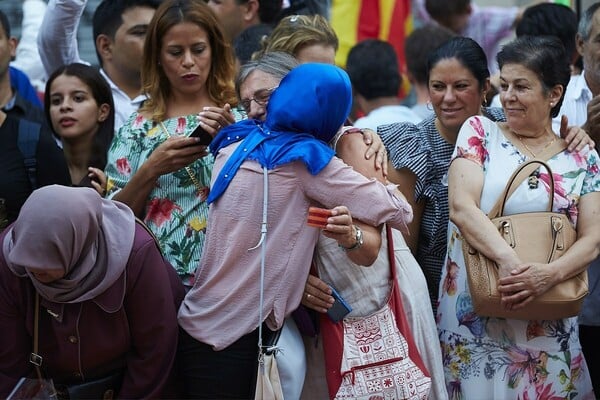 Βαρκελώνη: Συνεχείς διαδηλώσεις κατά της τρομοκρατίας κάνουν οι μουσουλμανικές κοινότητες