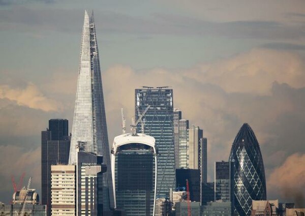 Παρά το Brexit, το Λονδίνο παραμένει το χρηματοπιστωτικό κέντρο του κόσμου