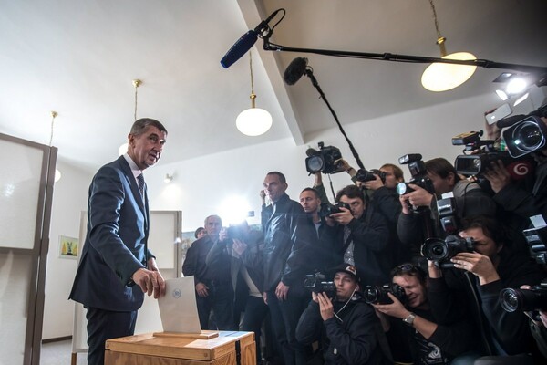 Εκλογές στην Τσεχία: Νίκη στον «Τσέχο Μπερλουσκόνι» με 29,1% δίνουν οι προβλέψεις