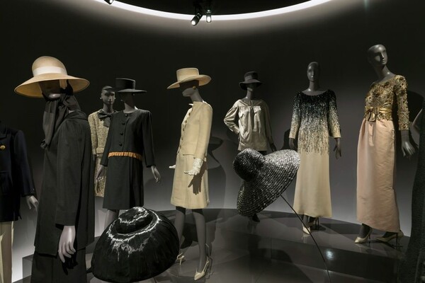 Εγκαινιάζεται το νέο μουσείο του Yves Saint Laurent στο Παρίσι