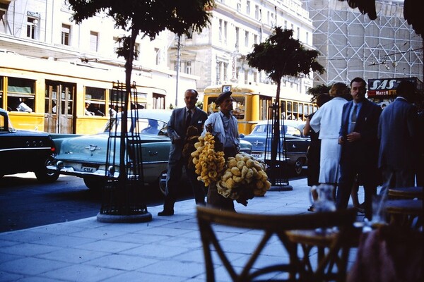 Έγχρωμες φωτογραφίες από την Αθήνα, στα τέλη της δεκαετίας του '50