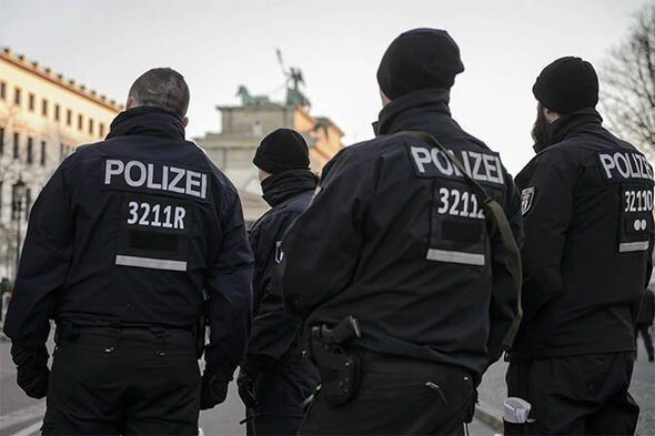 Γερμανία: Διέρρηξαν το Αρχηγείο της Αστυνομίας και πήραν κειμήλια της Γκεστάπο