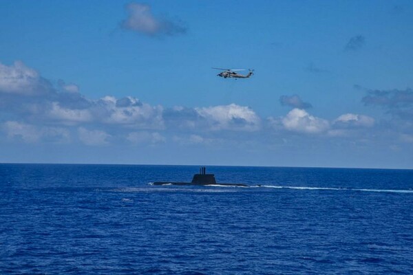 Πολεμικό Ναυτικό: Βύθισαν πλοίο με τορπίλη υποβρυχίου - Βίντεο από την άσκηση