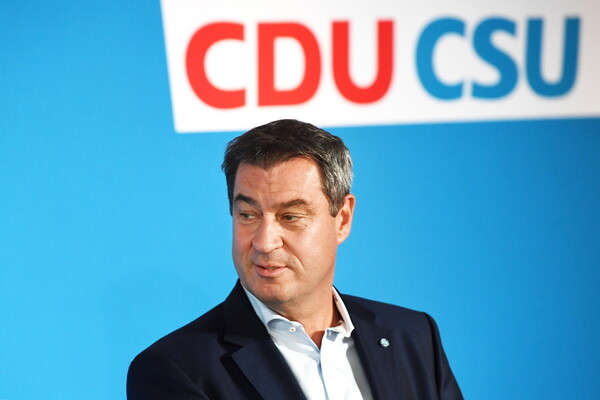 Γερμανία: Με 91,3% ο Μάρκους Σέντερ επανεξελέγη στην ηγεσία του CSU