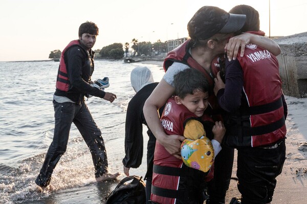 Πρόσφυγες ή μετανάστες; Debate για τις λέξεις που θα περιγράψουν την ανθρωπιστική κρίση