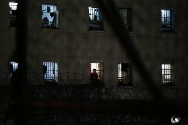 Έρευνες στις φυλακές Κορυδαλλού για τη χθεσινή συμπλοκή