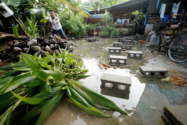 Μεγάλες καταστροφές στα Νησιά Σολομώντα από τις πλημμύρες