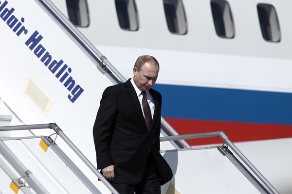 Στο Άγιον Όρος σήμερα ο Πούτιν - Δρακόντεια μέτρα ασφαλείας στη χερσόνησο του Άθω