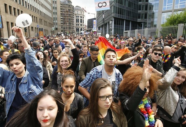 30 φωτογραφίες από το Gay Pride στις Βρυξέλλες