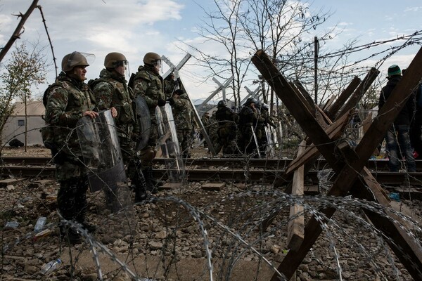 Der Spiegel: Η ΠΓΔΜ έκλεισε τα σύνορα προς την Ελλάδα