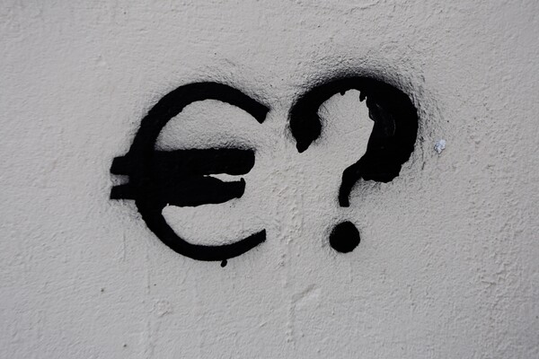 Γερμανικός Τύπος: Η Ελλάδα συνεχίζει να απειλείται με χρεοκοπία