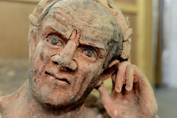 Αρχαιολογικός θησαυρός των Ετρούσκων επιστρέφεται στην Ιταλία μετά από επιχείρηση - θρίλερ