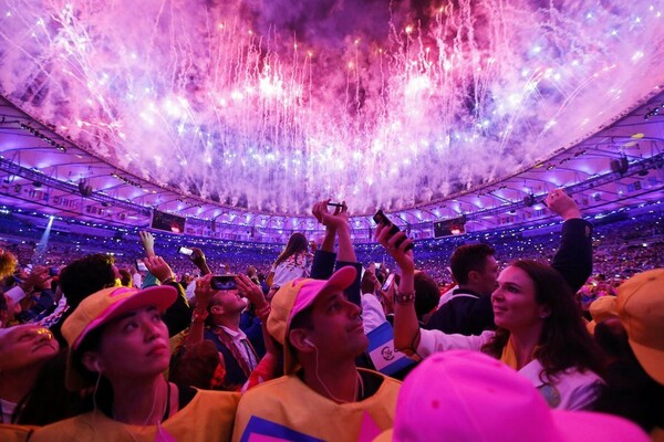 50 φωτoγραφίες από τη φαντασμαγορική τελετή έναρξης των Ολυμπιακών Αγώνων στο Ρίο