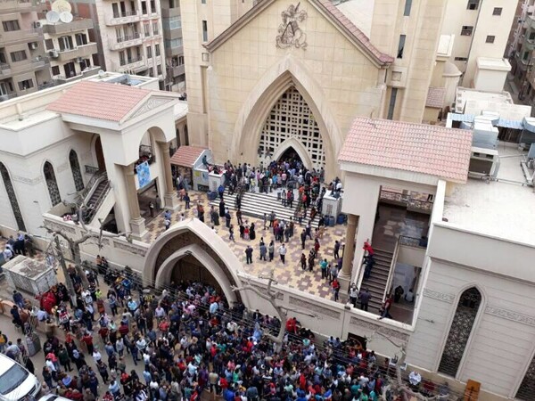 Δύο εκρήξεις σε χριστιανικές εκκλησίες την Κυριακή των Βαΐων στην Αίγυπτο - Δεκάδες νεκροί και τραυματίες