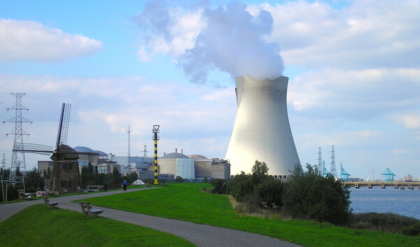 Βέλγιο: Μονάδες της αντιτρομοκρατικής θα φυλάνε τα πυρηνικά εργοστάσια υπό το φόβο ενδεχόμενου χτυπήματος