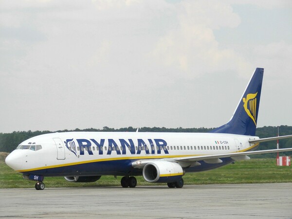 Θρίλερ στον αέρα με αεροσκάφος της Ryanair