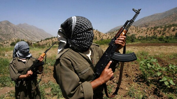 Τουρκία: Τουλάχιστον 36 νεκροί από απόπειρα εισβολής μαχητών του PKK σε στρατιωτική βάση