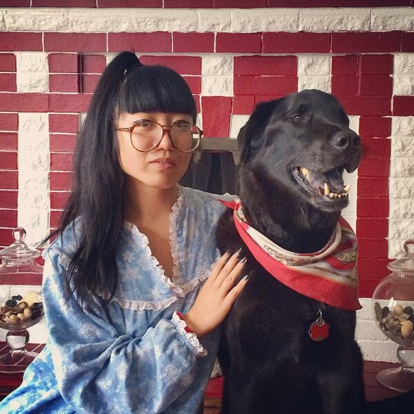 Η απίστευτη 23χρονη δημιουργός Kristen Liu-Wong μιλά στο LIFO.gr για τον διάφανο, δίχως τύψεις, κόσμο της