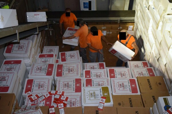 1.557.200 λαθραία πακέτα τσιγάρα, έκρυβε στα αμπάρια του το φορτηγό πλοίο που εντοπίστηκε στην Κρήτη