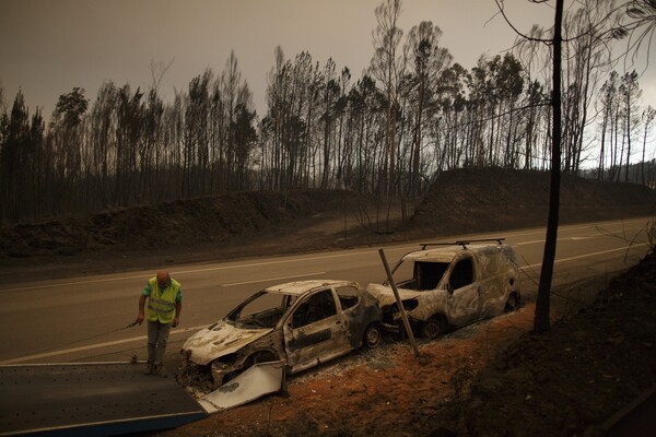 Ειδική ομάδα βοήθειας στην Πορτογαλία στέλνει η Ελλάδα - Φωτογραφίες ολικής καταστροφής από την περιοχή της πυρκαγιάς