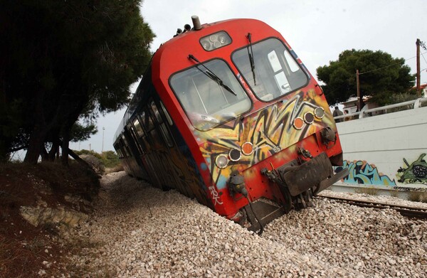 Εκτροχιασμός εμπορικού τρένου στο Κορδελιό Θεσσαλονίκης - Προσωρινή διακοπή δρομολογίων