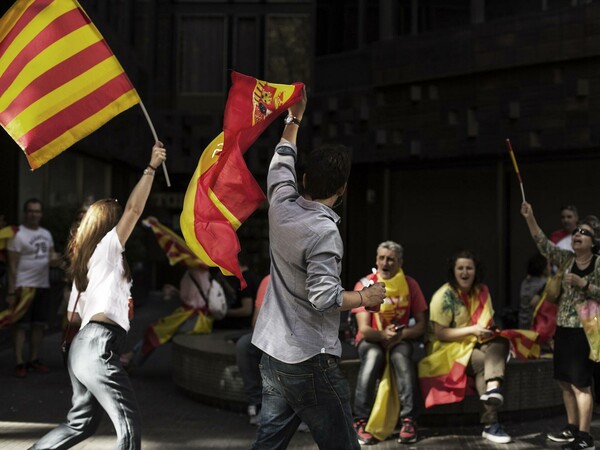 Το Συνταγματικό Δικαστήριο μόλις αποφάσισε: Άκυρο το δημοψήφισμα στην Καταλονία