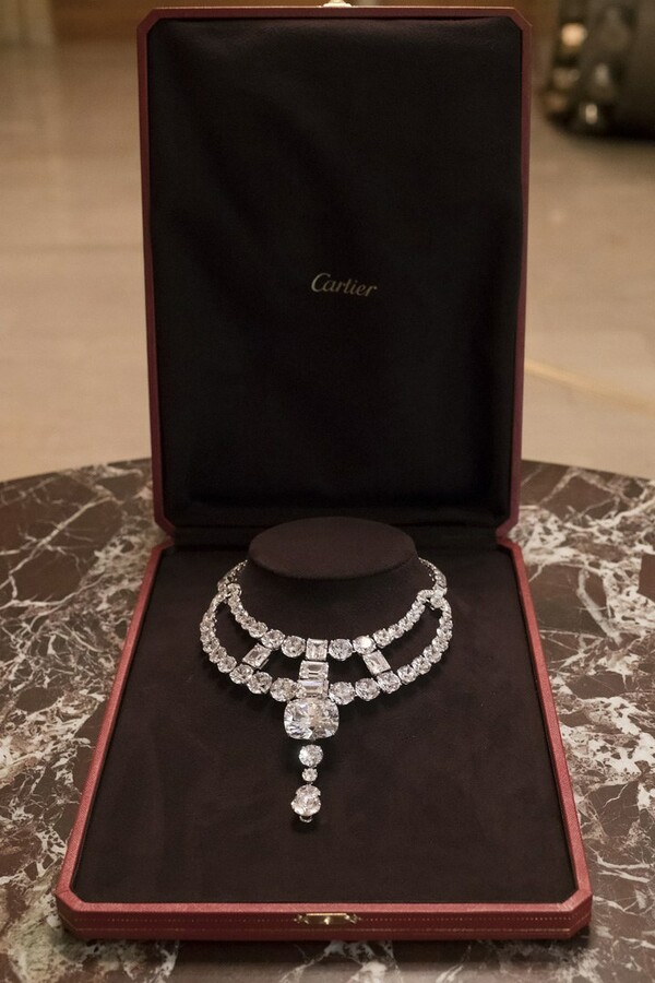 Πώς ο οίκος Cartier αναδημιούργησε το θρυλικό περιδέραιο αξίας 150 εκατ. δολαρίων για το Ocean's 8