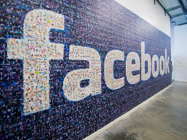 Δεν άρεσε σε όλους η 'ανασκόπηση της χρονιάς' του Facebook