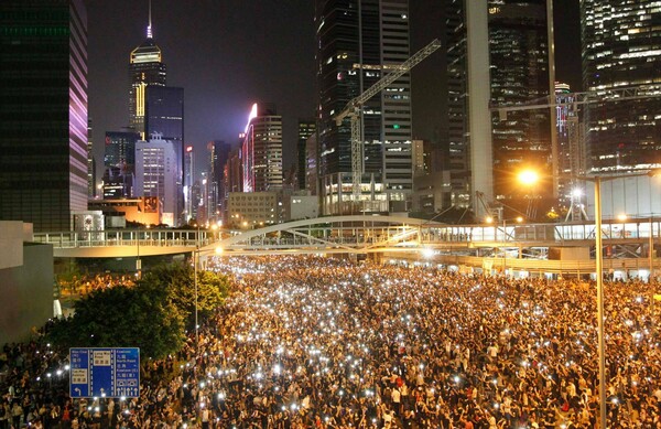 Οι διαδηλωτές του Χονγκ Κονγκ στο στόχαστρο κατασκοπευτικού ιού