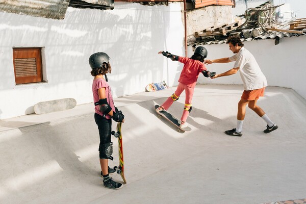 Το SOUZY TROS γίνεται το πρώτο ελεύθερο skate πάρκο για παιδιά προσφύγων στην Ευρώπη