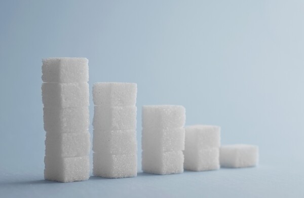 Η Nestlé δεσμεύτηκε να αφαιρέσει τουλάχιστον 18.000 τόνους ζάχαρης από τα προϊόντα της