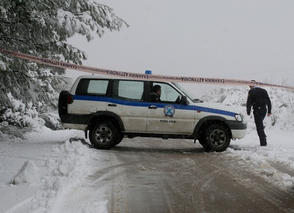 Συμπλοκή αστυνομίας με διακινητές ναρκωτικών στα ελληνοαλβανικά σύνορα:- Ένας νεκρός
