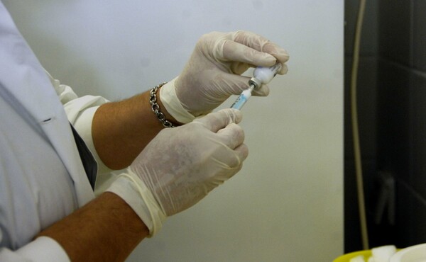 Τσιόδρας: Νέες οδηγίες για τον εμβολιασμό των παιδιών