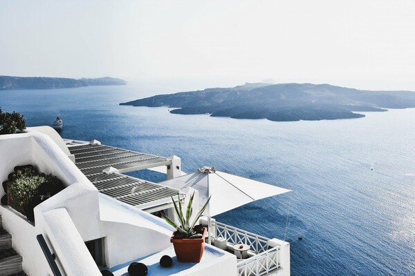 Τα 4 πιο ερωτικά ελληνικά νησιά