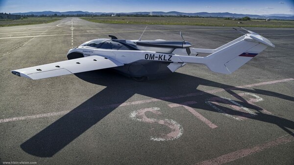 Σλοβακία: Επιτυχημένες πτήσεις για «ιπτάμενο αυτοκίνητο» - «Στην παραγωγή από το 2021» [ΒΙΝΤΕΟ]