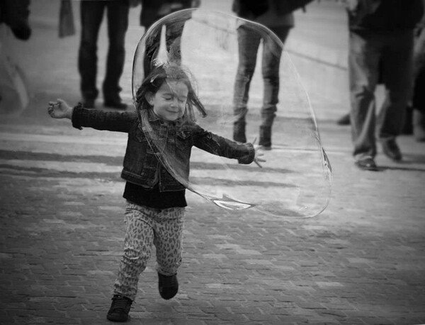 «Άνθρωποι στην πόλη»: Οι βραβευμένες φωτογραφίες για τους ανθρώπους της Αθήνας