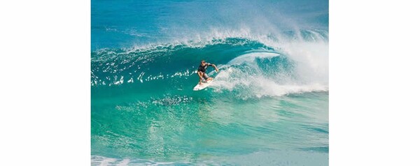 τοπ τεν: surf spots 